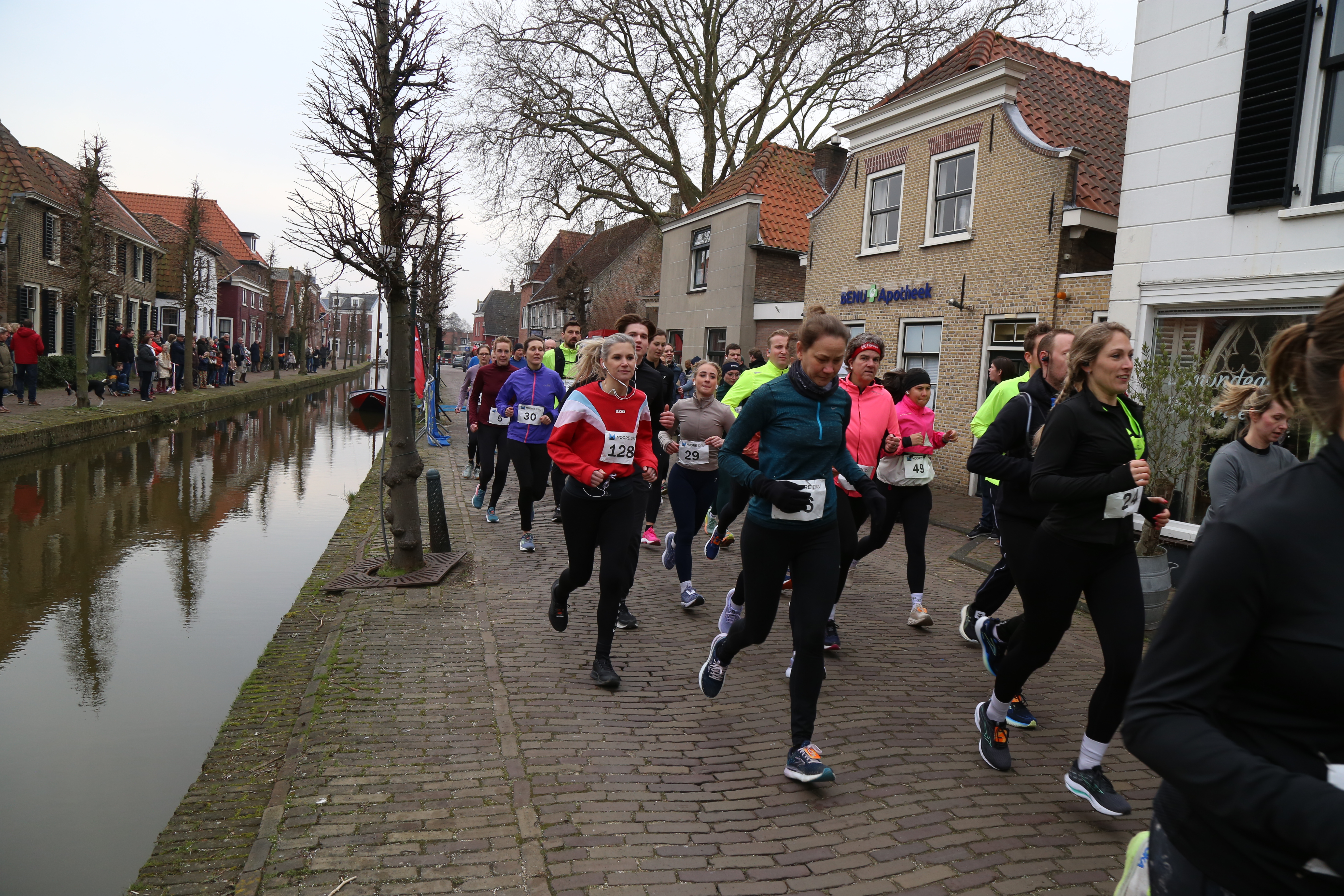Start of the Middendelfland Half Marathon 2025
